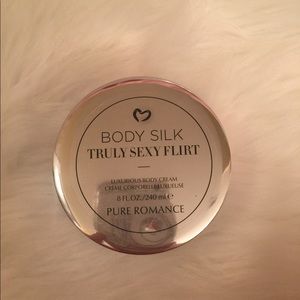 Pure Romance Body Silk